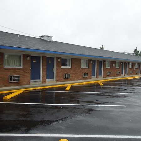 Red Carpet Inn - Allentown Bagian luar foto