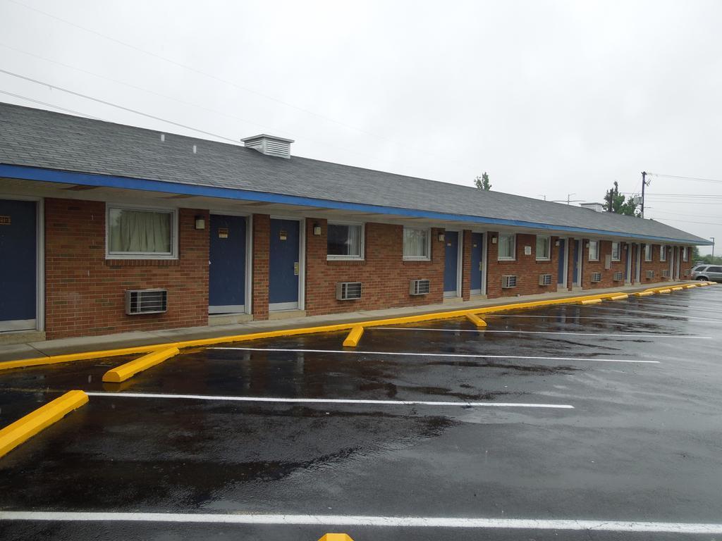 Red Carpet Inn - Allentown Bagian luar foto