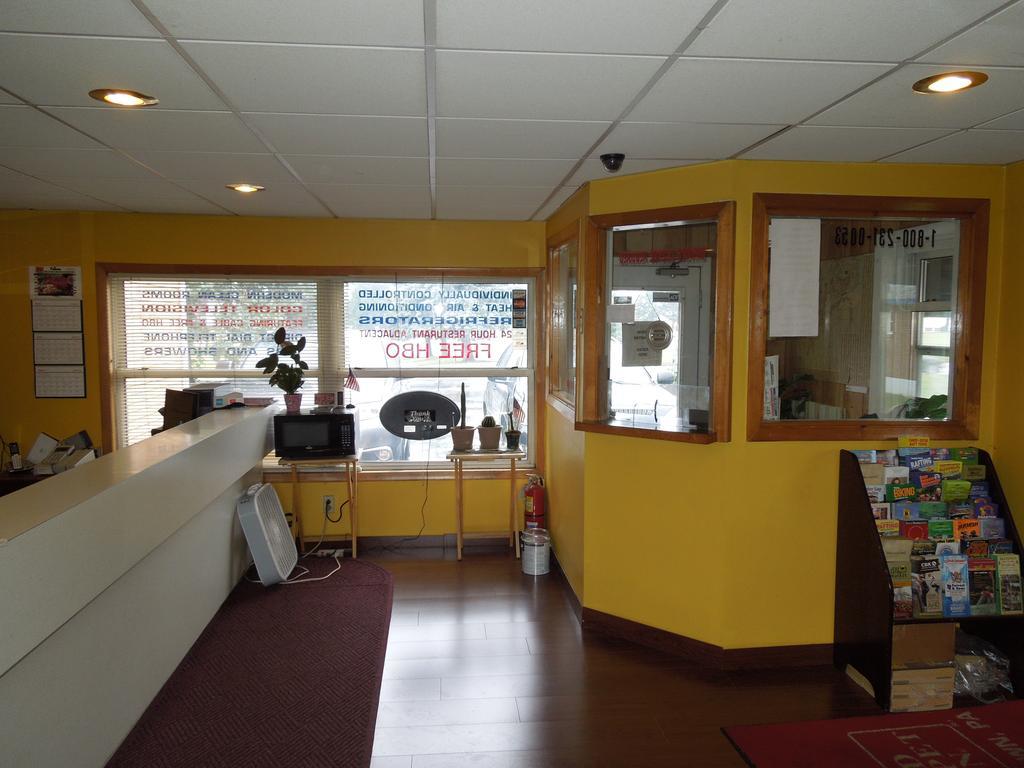 Red Carpet Inn - Allentown Bagian luar foto